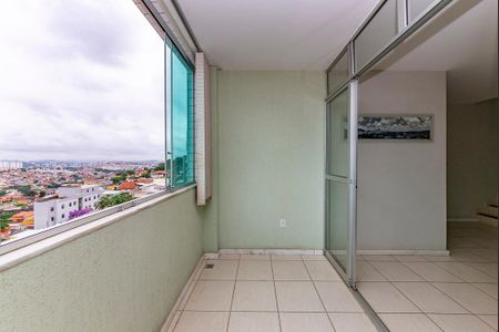 Apartamento à venda com 178m², 3 quartos e 4 vagas Apartamento à venda com 178m², 3 quartos e 4 vagasVaranda da Sala