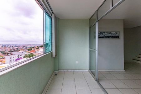 Apartamento à venda com 178m², 3 quartos e 4 vagas Apartamento à venda com 178m², 3 quartos e 4 vagasVaranda da Sala