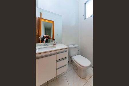 Apartamento à venda com 178m², 3 quartos e 4 vagas Apartamento à venda com 178m², 3 quartos e 4 vagasLavabo