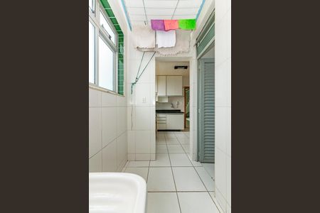 Apartamento à venda com 178m², 3 quartos e 4 vagas Apartamento à venda com 178m², 3 quartos e 4 vagasÁrea de Serviço