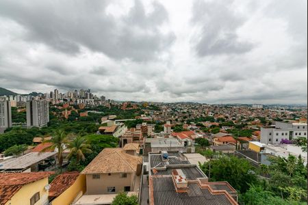 Apartamento à venda com 178m², 3 quartos e 4 vagas Apartamento à venda com 178m², 3 quartos e 4 vagasQuarto 3