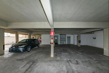Apartamento à venda com 178m², 3 quartos e 4 vagas Apartamento à venda com 178m², 3 quartos e 4 vagasGaragem