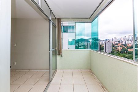 Apartamento à venda com 178m², 3 quartos e 4 vagas Apartamento à venda com 178m², 3 quartos e 4 vagasVaranda da Sala