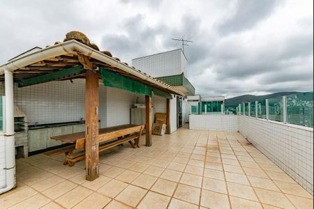 Apartamento à venda com 178m², 3 quartos e 4 vagas Apartamento à venda com 178m², 3 quartos e 4 vagasVaranda