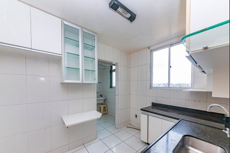 Apartamento à venda com 178m², 3 quartos e 4 vagas Apartamento à venda com 178m², 3 quartos e 4 vagasCozinha