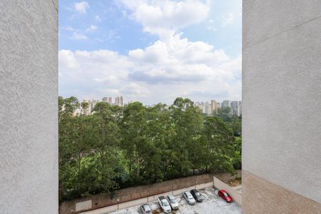 Vista do Quarto 1 de apartamento para alugar com 2 quartos, 36m² em Paraíso do Morumbi, São Paulo
