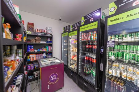 Apartamento à venda com 34m², 2 quartos e sem vagaMini Mercado