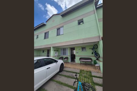 Casa de condomínio à venda com 121m², 4 quartos e 2 vagasFachada do bloco