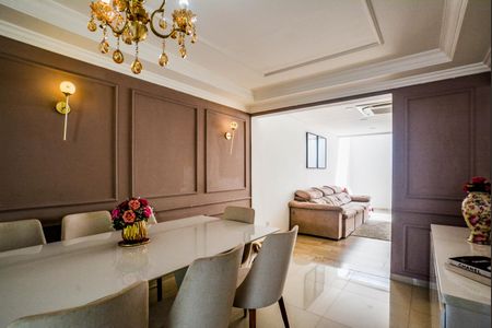 Casa de condomínio à venda com 121m², 4 quartos e 2 vagasSala de Jantar