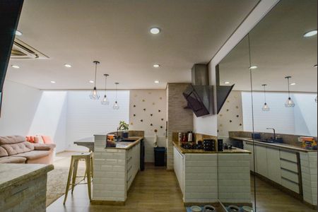 Casa de condomínio à venda com 121m², 4 quartos e 2 vagasCozinha