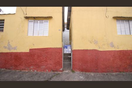 Casa para alugar com 45m², 1 quarto e sem vaga