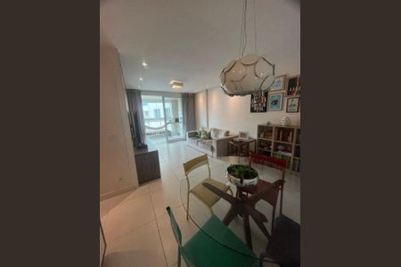 Apartamento à venda com 3 quartos, 196m² em Icaraí, Niterói