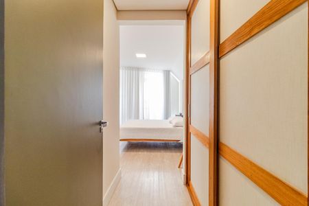 Apartamento à venda com 288m², 4 quartos e 4 vagasSuíte 1