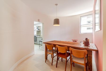 Apartamento à venda com 288m², 4 quartos e 4 vagasCopa