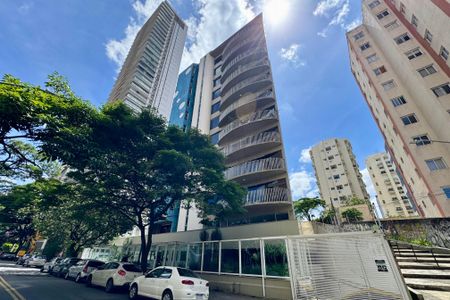 Apartamento à venda com 288m², 4 quartos e 4 vagasFachada