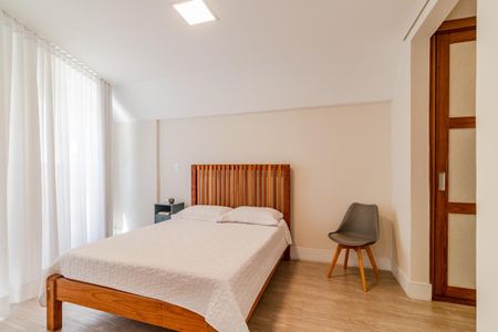 Apartamento à venda com 288m², 4 quartos e 4 vagasSuíte 1