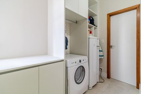 Apartamento à venda com 288m², 4 quartos e 4 vagasÁrea de Serviço