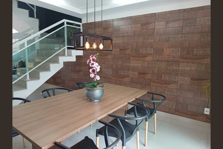 Casa à venda com 4 quartos, 240m² em Serra Grande, Niterói