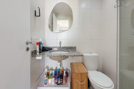 Apartamento para alugar com 37m², 1 quarto e sem vagaBanheiro da Suíte