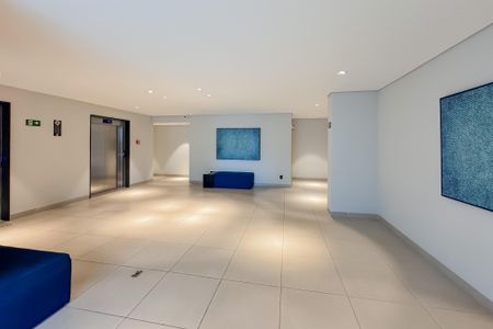 Apartamento para alugar com 37m², 1 quarto e sem vagaHall social