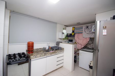 Apartamento para alugar com 72m², 3 quartos e 1 vagaCozinha e Área de Serviço