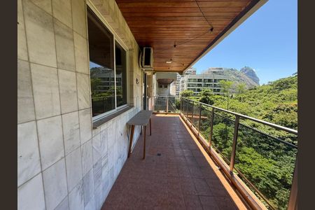 Apartamento à venda com 86m², 2 quartos e 1 vaga