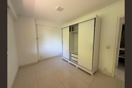 Apartamento à venda com 86m², 2 quartos e 1 vaga