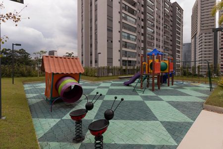 Apartamento à venda com 90m², 3 quartos e 2 vagasPlayground