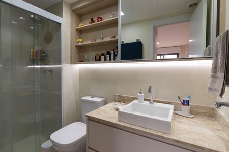 Apartamento à venda com 90m², 3 quartos e 2 vagasBanheiro da Suíte