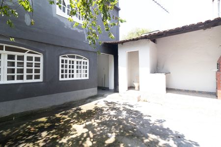 Casa para alugar com 450m², 3 quartos e 2 vagas Casa para alugar com 450m², 3 quartos e 2 vagasQuintal