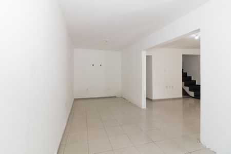 Casa para alugar com 450m², 3 quartos e 2 vagas Casa para alugar com 450m², 3 quartos e 2 vagasSala