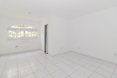 Casa para alugar com 450m², 3 quartos e 2 vagas Casa para alugar com 450m², 3 quartos e 2 vagasSuíte 2