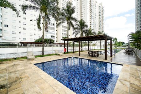 Apartamento à venda com 75m², 3 quartos e 2 vagasPiscina