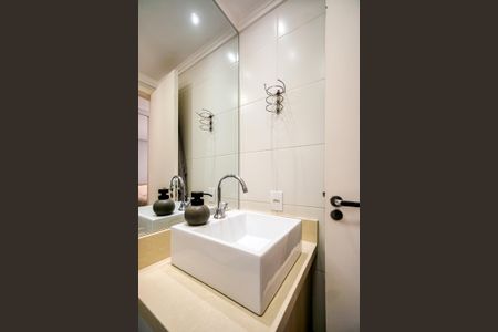 Apartamento à venda com 75m², 3 quartos e 2 vagasBanheiro da suíte 