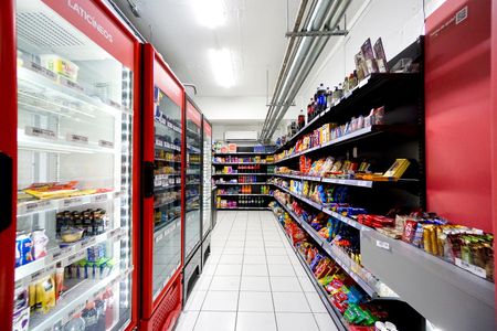 Apartamento à venda com 75m², 3 quartos e 2 vagasMercado