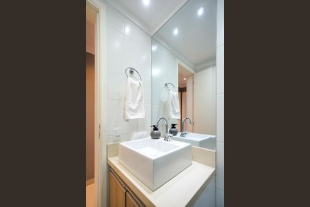 Apartamento à venda com 75m², 3 quartos e 2 vagasBanheiro social