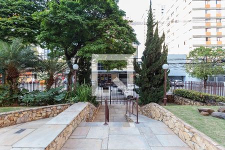 Apartamento para alugar com 103m², 3 quartos e 1 vaga Apartamento para alugar com 103m², 3 quartos e 1 vagaEntrada