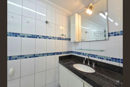Apartamento para alugar com 103m², 3 quartos e 1 vaga Apartamento para alugar com 103m², 3 quartos e 1 vagaBanheiro da Suíte