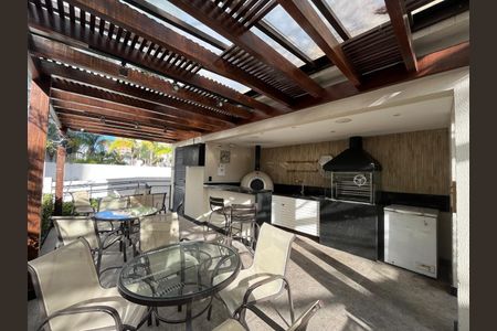 Apartamento à venda com 69m², 2 quartos e 1 vaga Apartamento à venda com 69m², 2 quartos e 1 vagaChurrasqueira