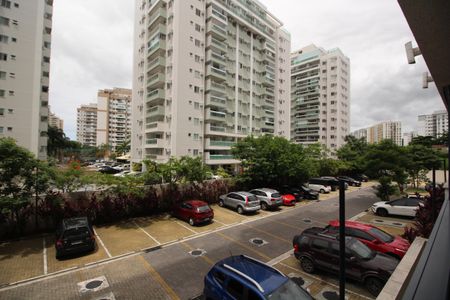 Vista de apartamento à venda com 2 quartos, 69m² em Barra Olímpica, Rio de Janeiro