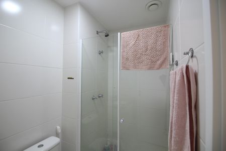 Apartamento à venda com 69m², 2 quartos e 1 vagaBanheiro Social