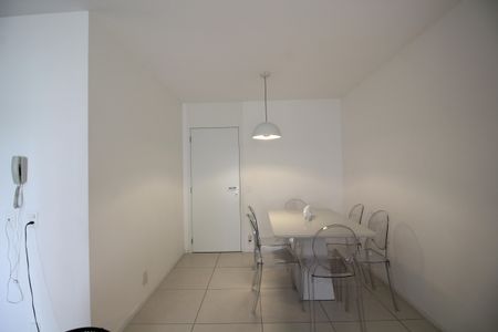 Sala de apartamento à venda com 2 quartos, 69m² em Barra Olímpica, Rio de Janeiro