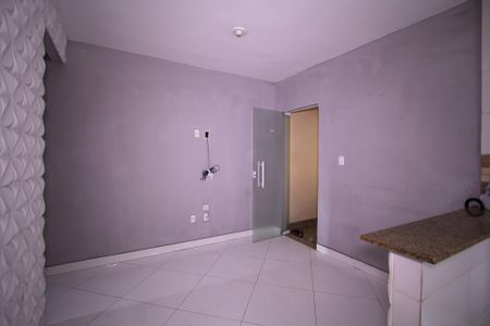 Sala de apartamento para alugar com 2 quartos, 53m² em Jardim California, São Gonçalo