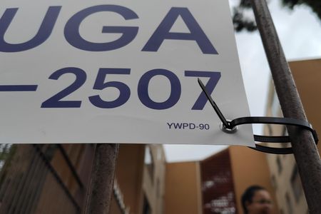 Apartamento para alugar com 55m², 3 quartos e sem vaga