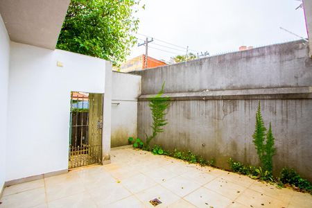 Casa para alugar com 208m², 3 quartos e 2 vagasQuintal