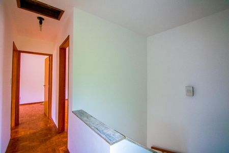 Casa para alugar com 208m², 3 quartos e 2 vagasCorredor