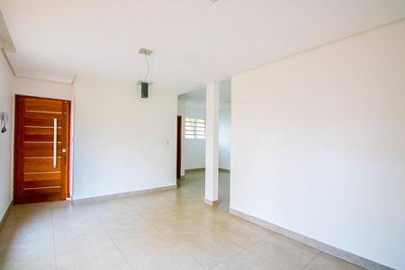 Sala de casa à venda com 3 quartos, 208m² em Vila Assunção, Santo André