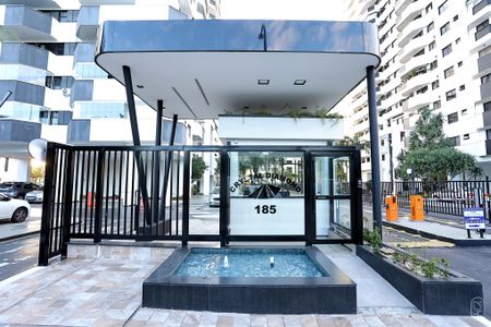 Apartamento à venda com 72m², 2 quartos e 2 vagasFachada