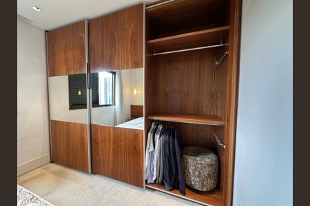 Apartamento à venda com 118m², 3 quartos e 2 vagasSuíte 1