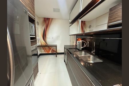 Apartamento à venda com 118m², 3 quartos e 2 vagasCozinha